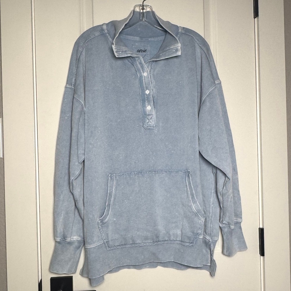 Aerie Womens M Blue Acid Wash Henley Oversized Sweatshirt 065-0746-3913 NEW
